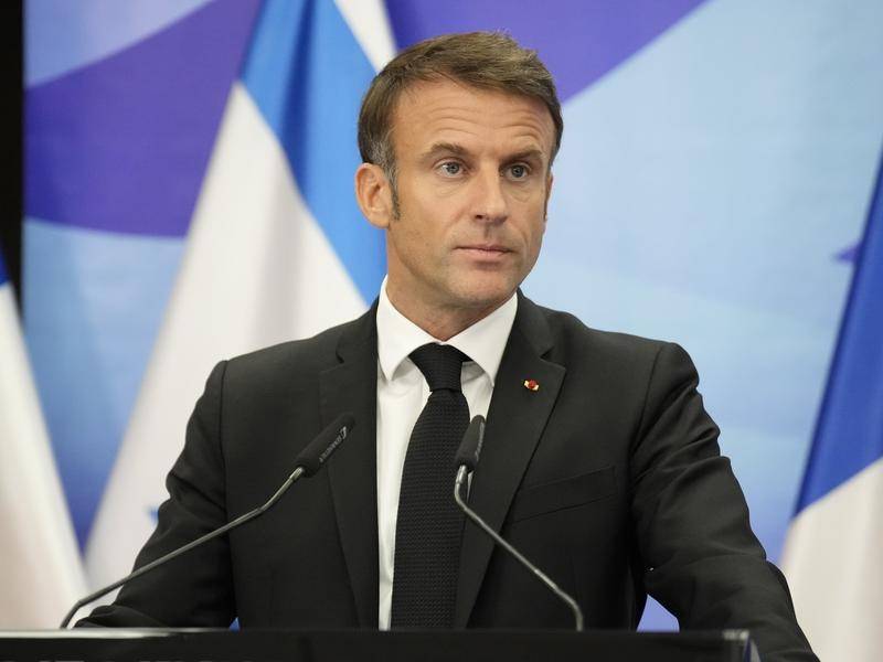 France's Macron urges Israeli regime to stop bombing Gaza