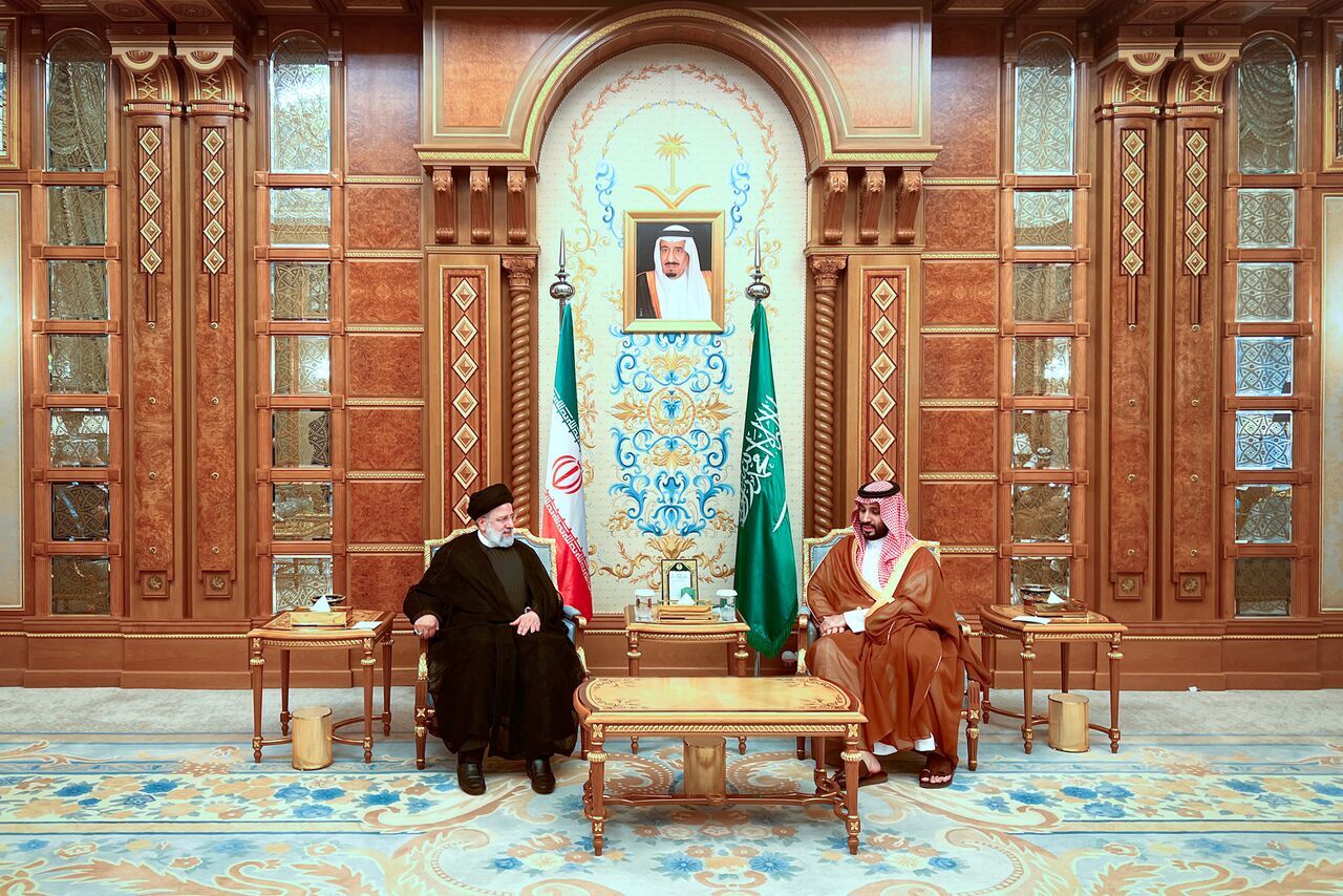 Raisi e Bin Salman se encontram em Riad