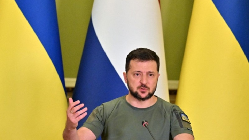 Зеленский: Украина продолжит войну даже без США
