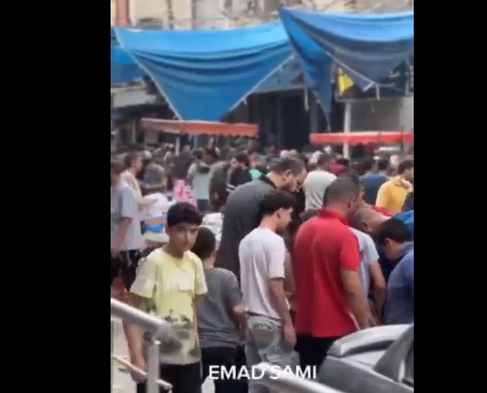 Despite mass massacres and atrocities in Gaza Jabalia Camp, it still crowded with civilians