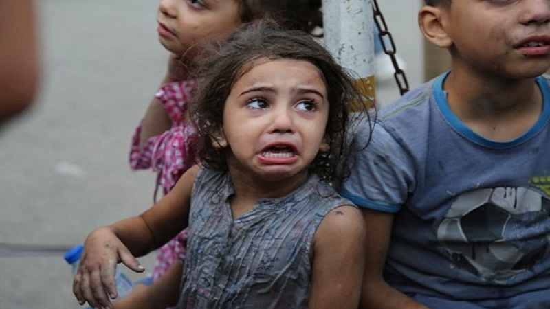 Gaza, Onu, 1,5 milioni di sfollati, camion senza carburante: da Rafah niente aiuti