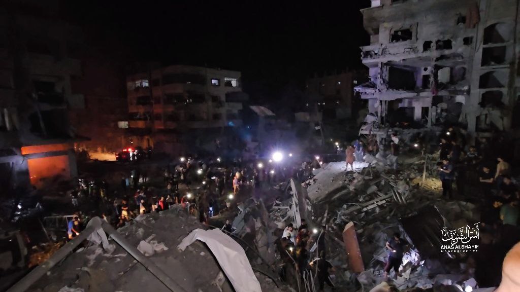 Video: Israeli strikes on 12 houses in Jabalia, Gaza, murdering over 30 civilians