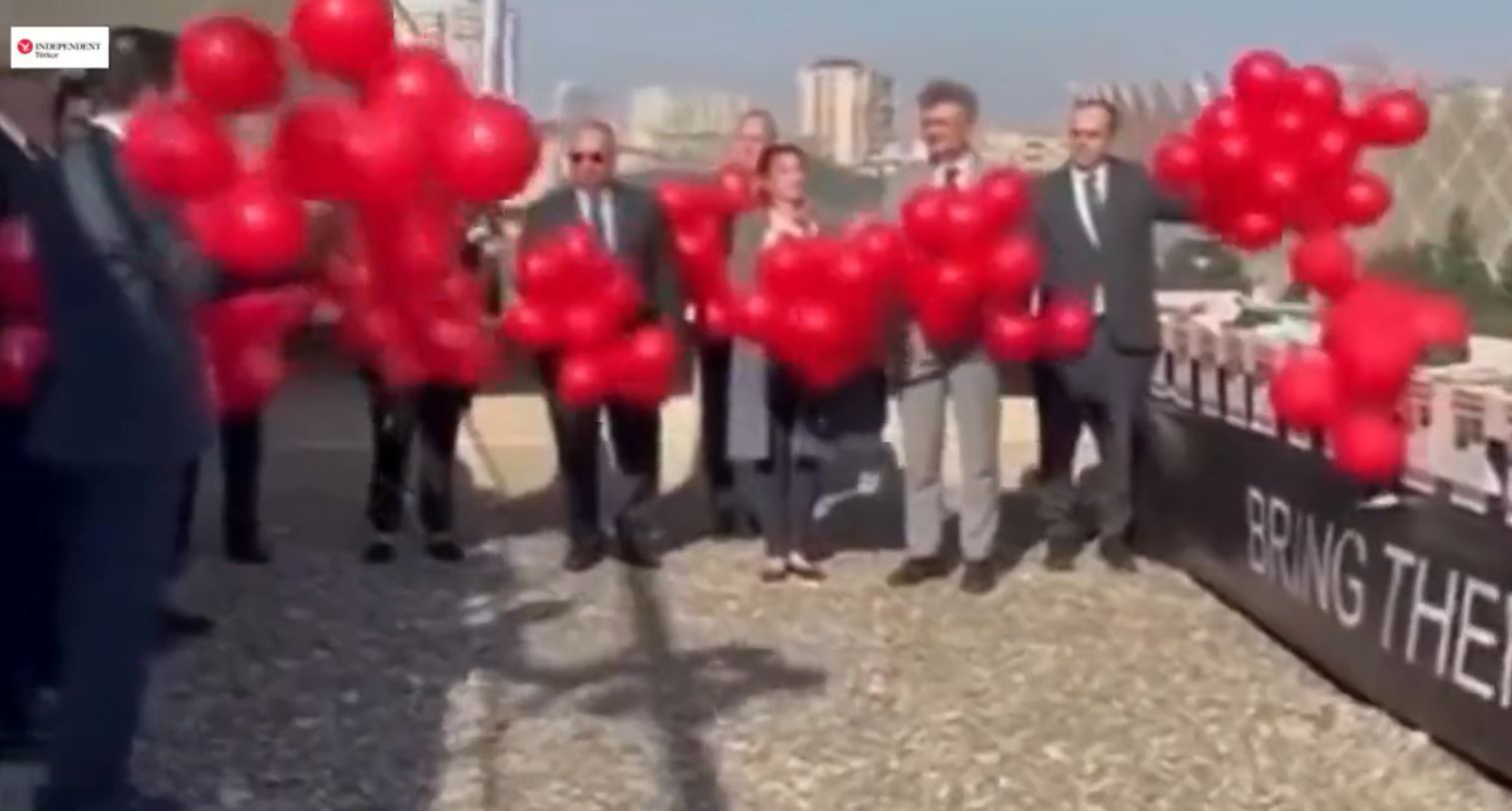 Video: Israeli embassy in Baku called for solidarity demo but only 11 people attended!