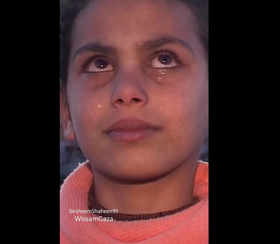Gazan girl that survived from bombardment: I feel like it would be better if I died with my mom