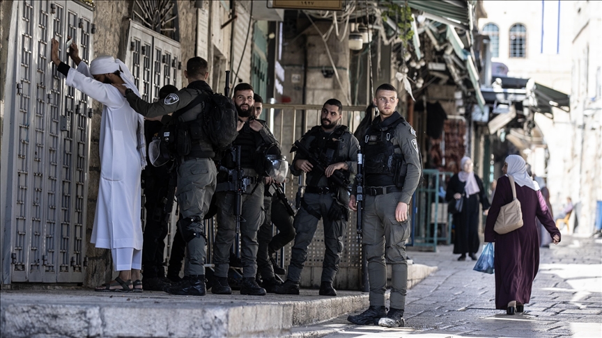 Worshippers blocked from prayers at Al-Aqsa Mosque for 6th consecutive Friday