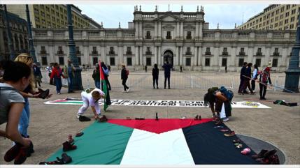 « Pas avec les enfants ! » : les Chiliens condamnent le génocide israélien à Gaza