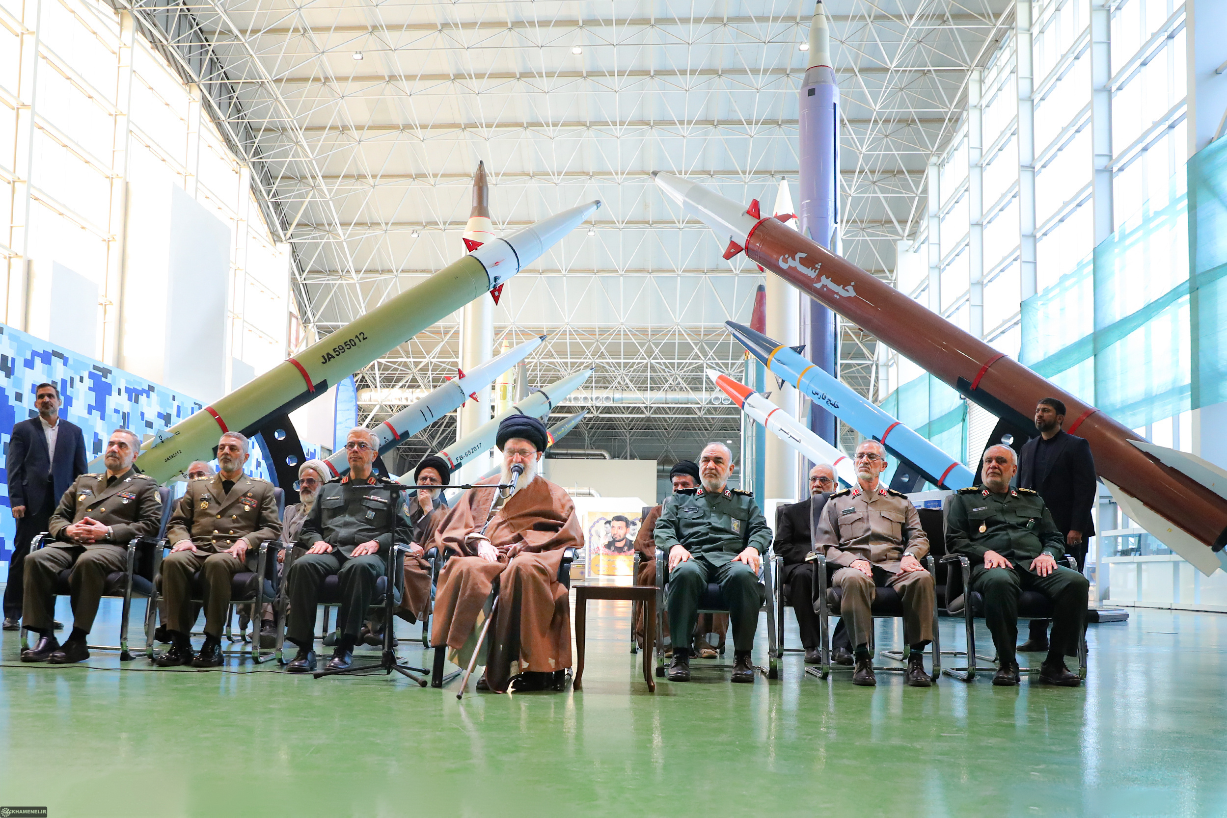 Imam Khamenei: Muslim countries should cut political ties with Israel for 'limited period'