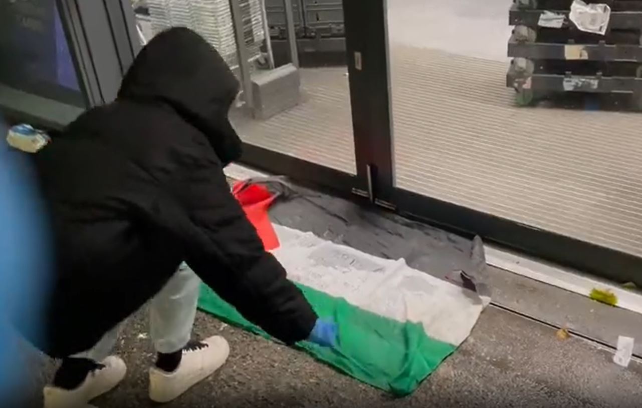 Video: Pro-Palestine activists protest in London against Marks and Spencer support of Israeli genocide 