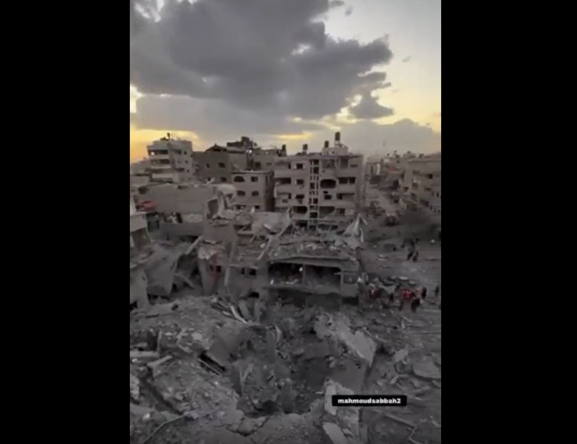 Video: Israeli warplanes destroy a densely populated residential square in Jabalia, N Gaza 