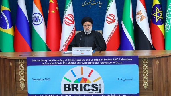 Iran President calls on BRICS states to cut off relations with Zionist regime