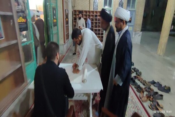 Non-Iranian students sign petition to support people of Gaza