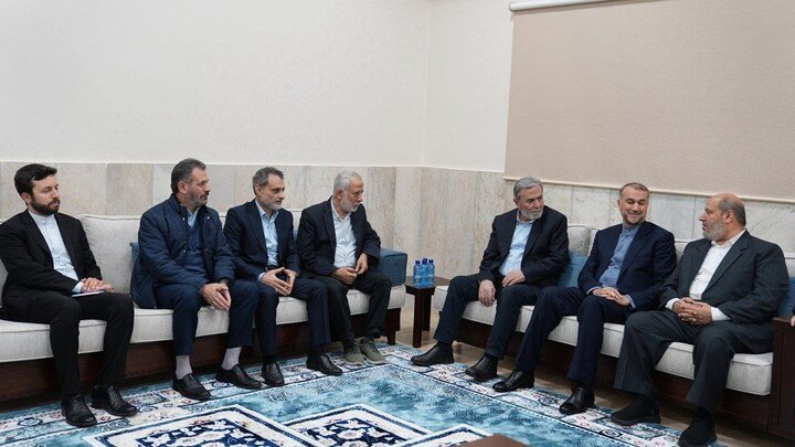 أمير عبداللهيان يلتقى النخالة والحية في بيروت 