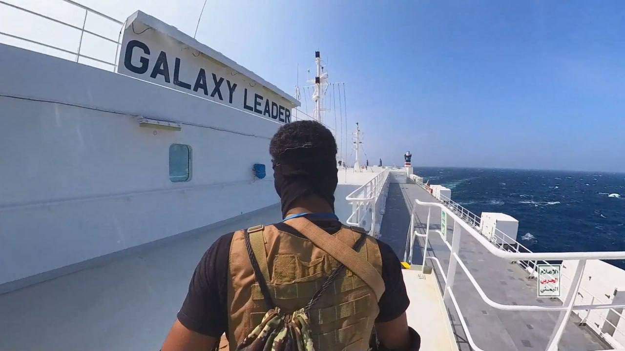 عطوان: هل إقدامُ اليمنيين على احتجازِ السّفينة الإسرائيليّة نوعا من “الجنون”؟