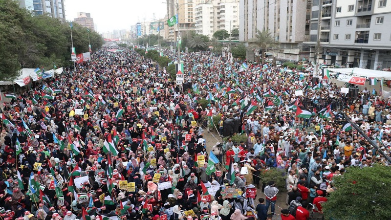 Thousands of minors march for Gaza's children in Islamabad