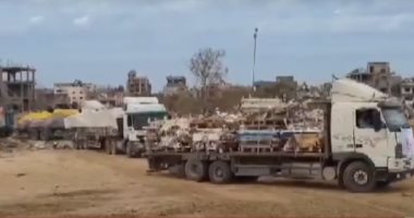 فيديو | لحظة دخول شاحنات المساعدات إلى مناطق شمال قطاع غزة