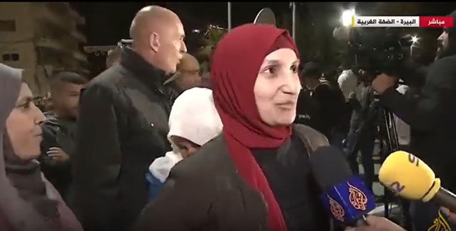 Video: Palestinian female ex-prisoner speaks about inhumane treatment of Israeli jailers with detainees