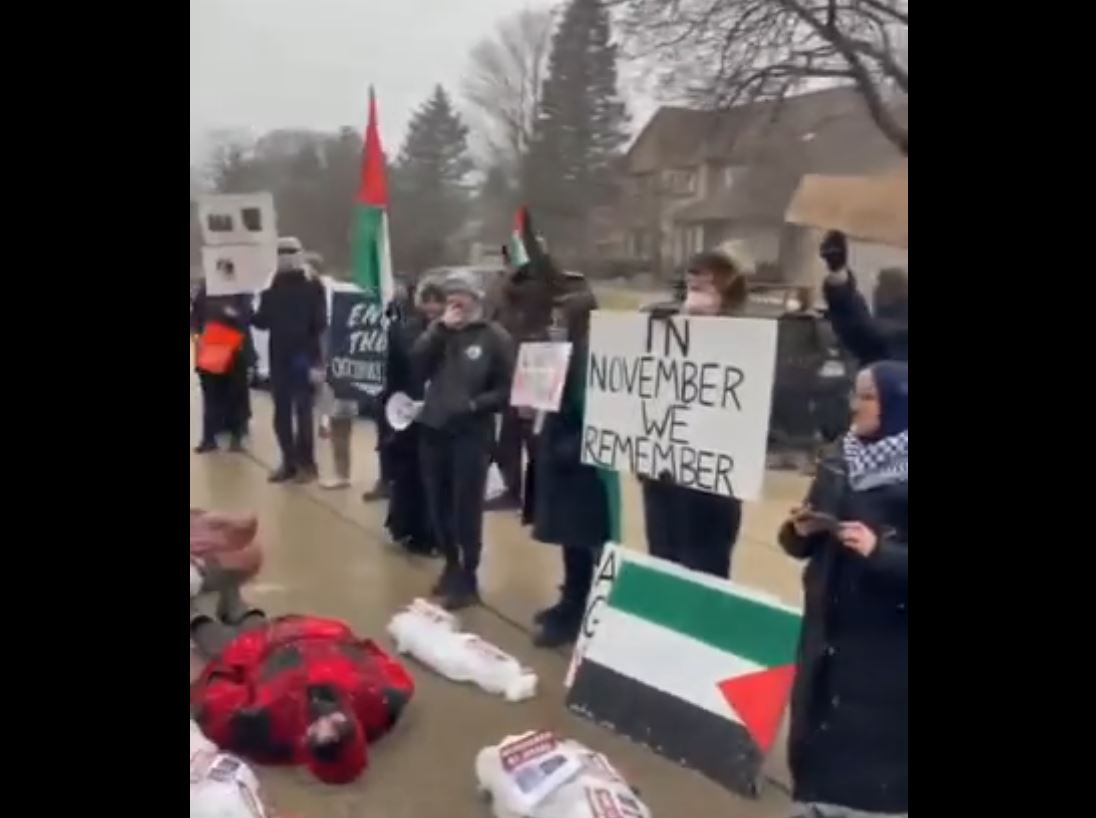 Video: Pro-Palestine sit-in in front of Michigan Governor residence for permanent ceasefire in Gaza 