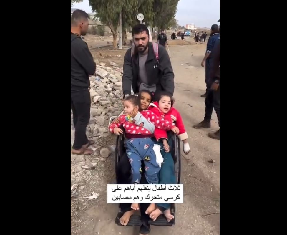 Video: Palestinian father has to move his 3 wounded daughters on foot 7 kms to reach hospital