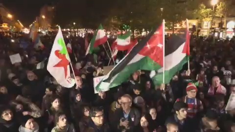 Aksi Solidaritas Dukung Palestina Warga Prancis di Paris