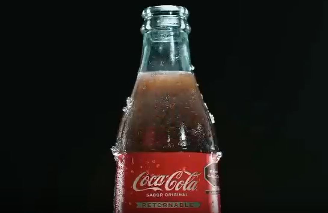 Video: Activists continue calling for boycott brands support Israel crimes