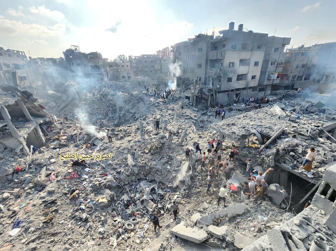 Video: Israel drops barrel bombs on Bureij refugee camp, Gaza
