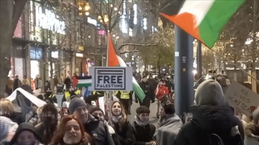 Hundreds attend pro-Palestine rally in Prague, Czech