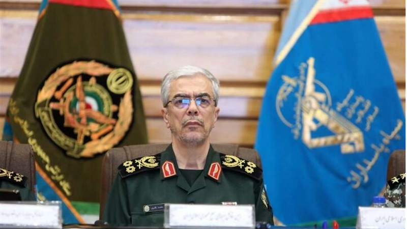 Генерал Багери: Иран является успешной моделью для свободных стран мира