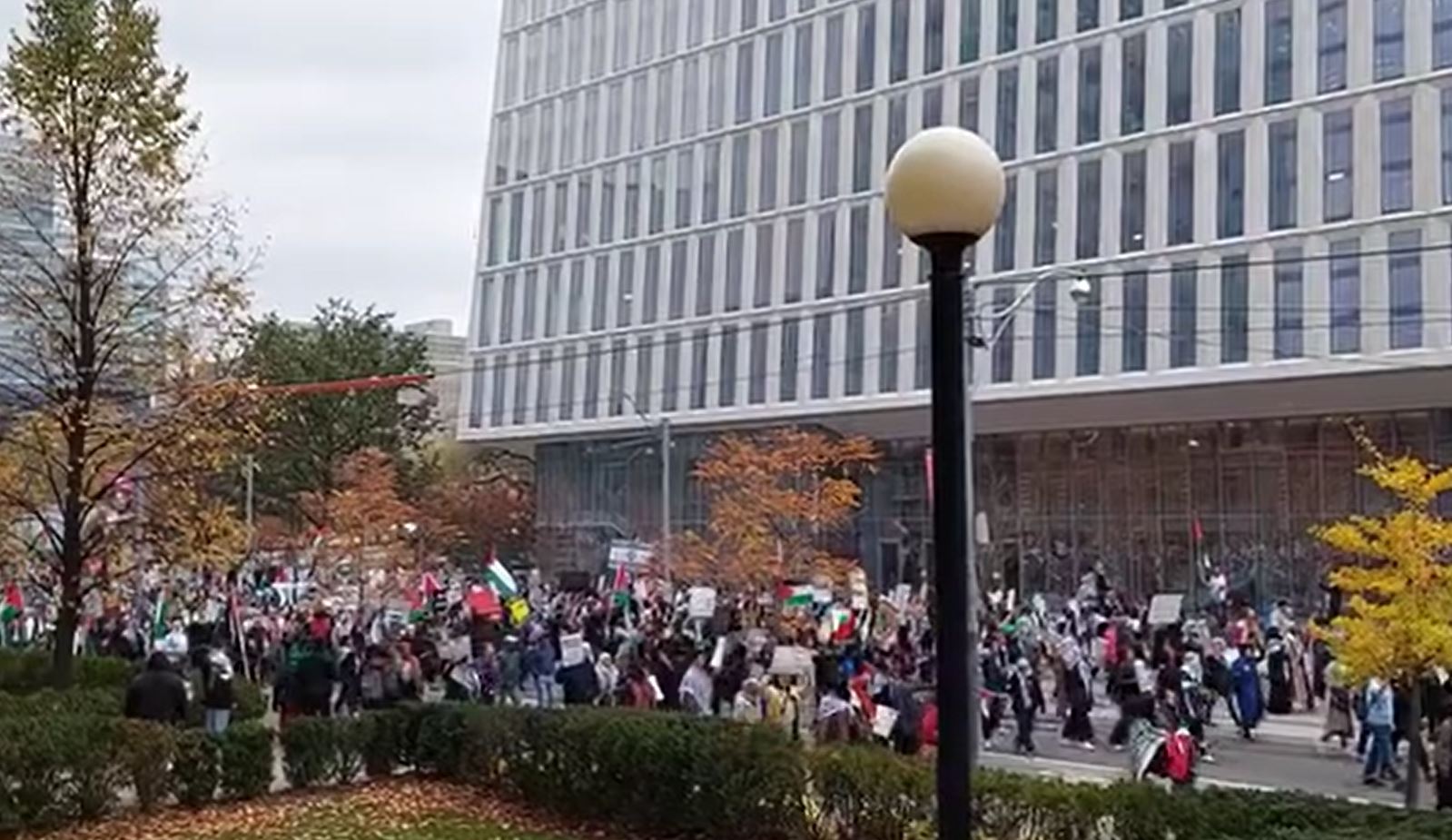 Video: Massive solidarity with Gaza in Toronto, Canada 