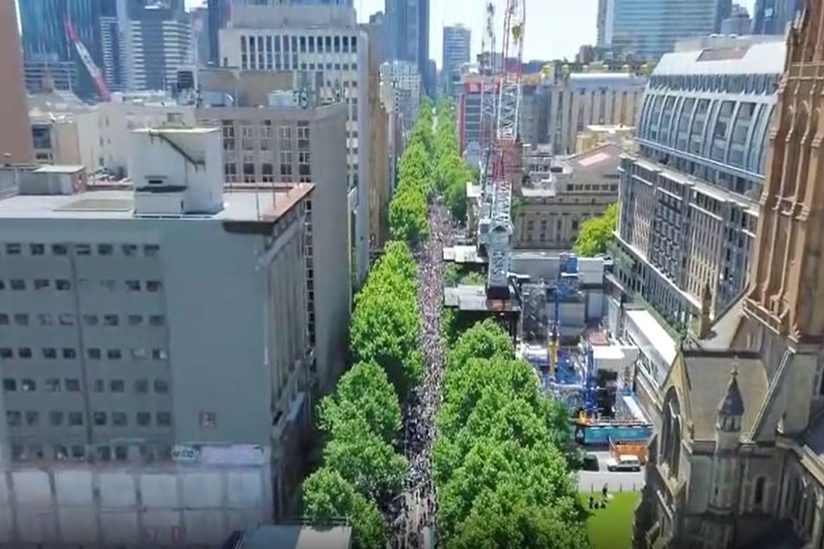Video: Massive crowds overwhelm streets in Sydney, Australia, in support for Palestine