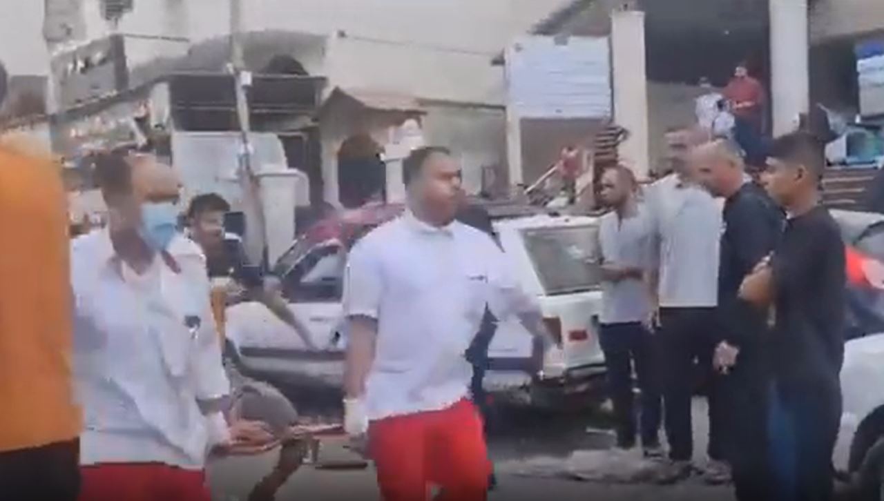 Video: Casualties in Israeli airstrike targeting a building in Tal al-Hawa, Gaza