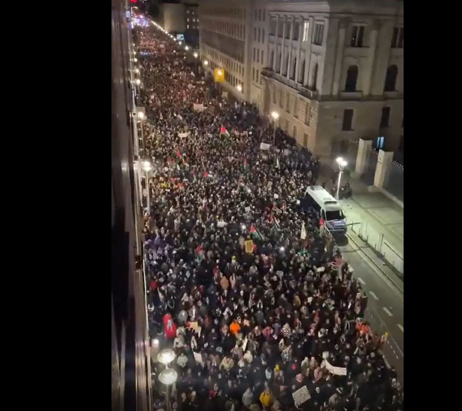 Despite authorities & Zionists attempts to silence people, massive pro-Gaza rally in Berlin, Germany
