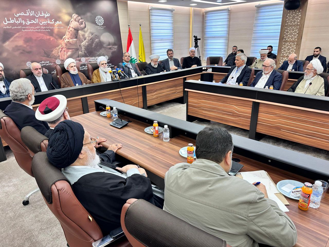 نشست «طوفان الاقصی؛ نبرد بین حق و باطل» توسط مجمع جهانی اهل بیت(ع) در بیروت برگزار شد/ آیت‌الله اختری: رژیم صهیونیستی به هیچ عهدی پایبند نیست