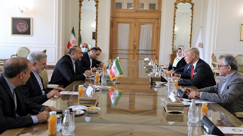  UN special envoy meets Iranian FM on Yemen
