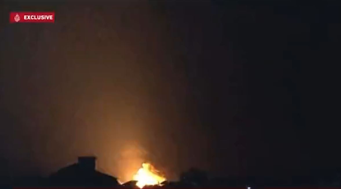 Video: Hysterical Israeli bombardment in different areas across Gaza