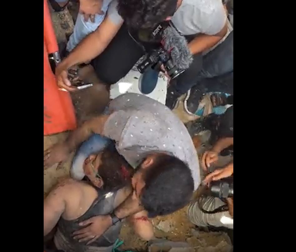 Video: Rescuers manage to save child who trapped in rubble of a destroyed home in Gaza