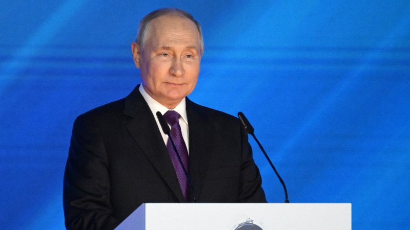 プーチン氏、2024年ロシア大統領選出馬へ