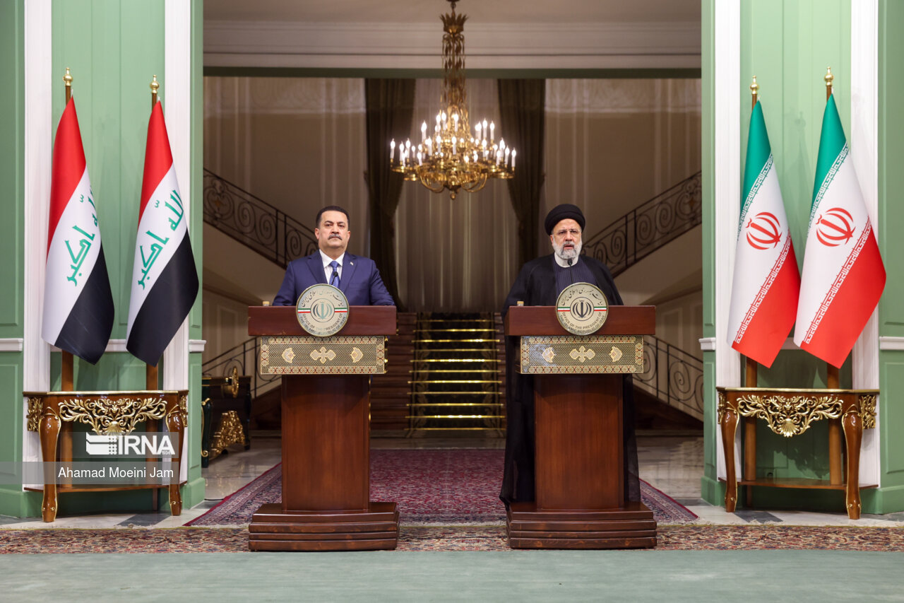 رئيسي أثناء مؤتمر صحفي: نتعاون وندعم أي إجراء يتم لمنع الكيان الصهيوني من قتل شعب غزة الأبرياء  