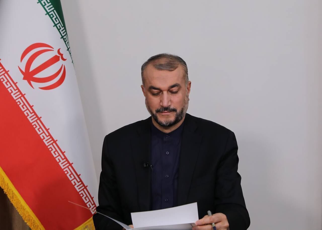 Amir Abdolahian: A Casa Branca prefere permanecer cúmplice