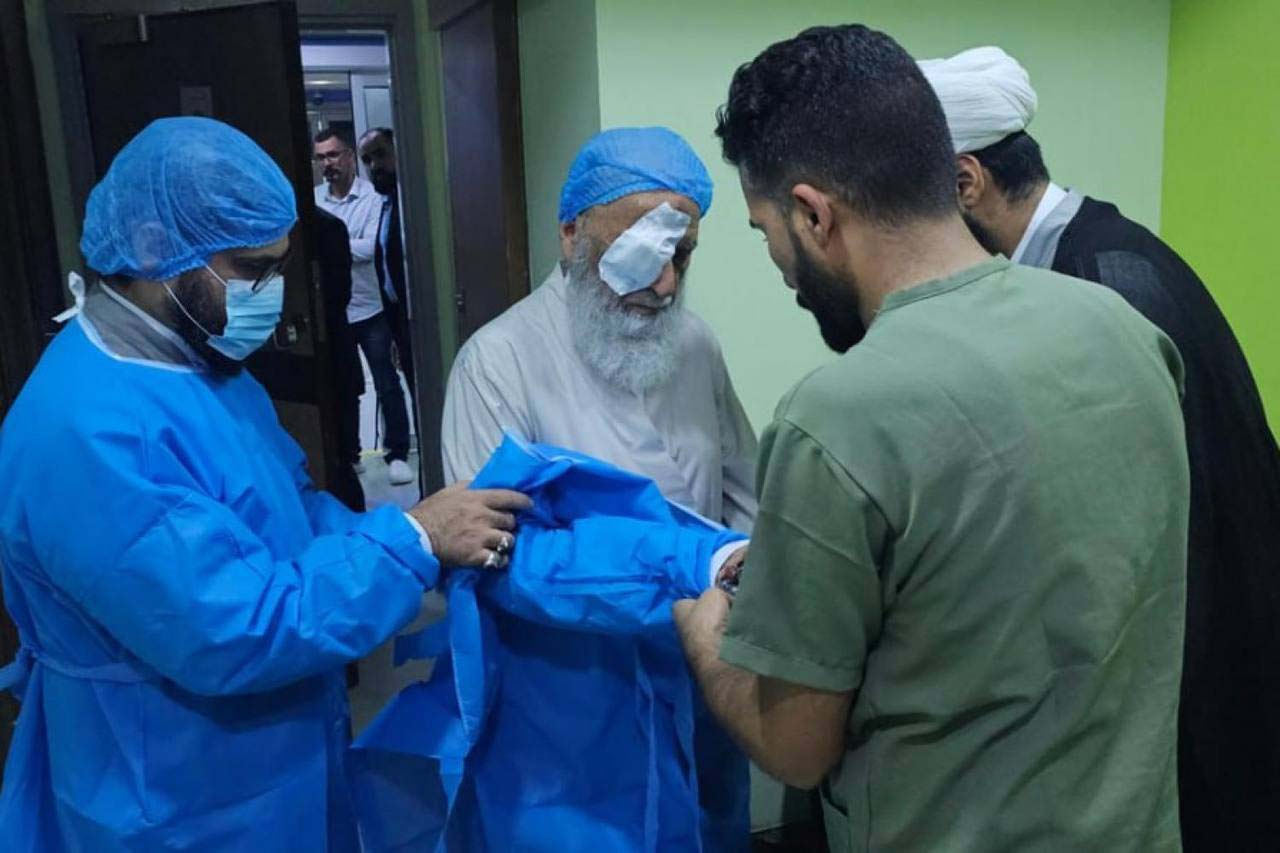 آية الله النجفي يُجري عمليةً جراحيةً والفريق الطبيُّ يؤكّد نجاحها