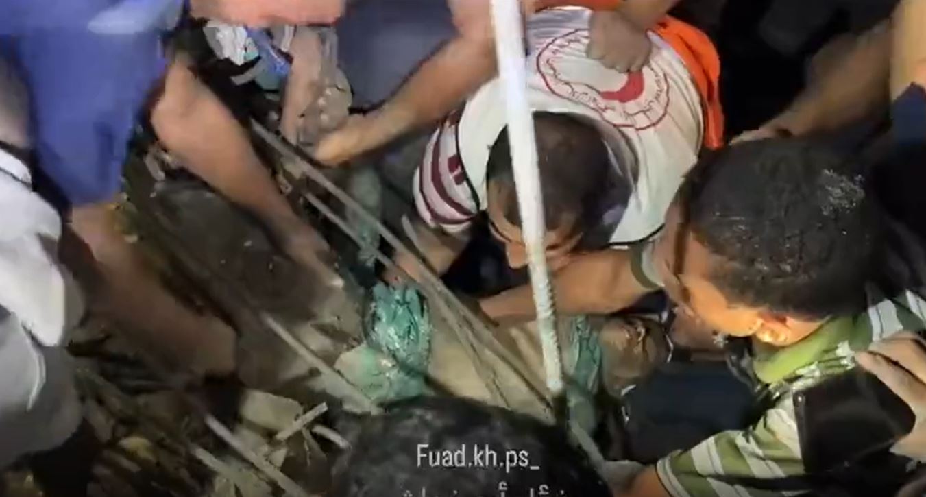 Video: Moment a Palestinian child pulled from rubble in Gaza 