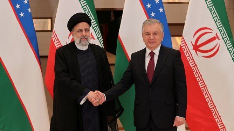 L’Iran e l’Uzbekistan, discusse modalità di rafforzamento della cooperazione congiunta