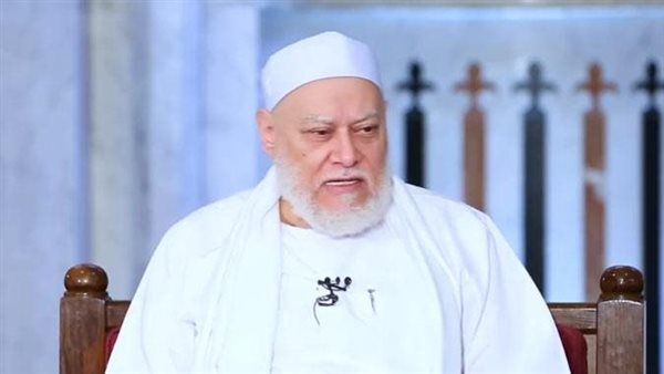 علي جمعة: النبي (ص) كان رحيما وعلّم الناس الحب.. وصفة الرحمة تولّد العطاء 