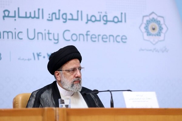 رئيسي: الوحدة الإسلامية هي الطريق لمواجهة الحرب المفروضة ضدنا