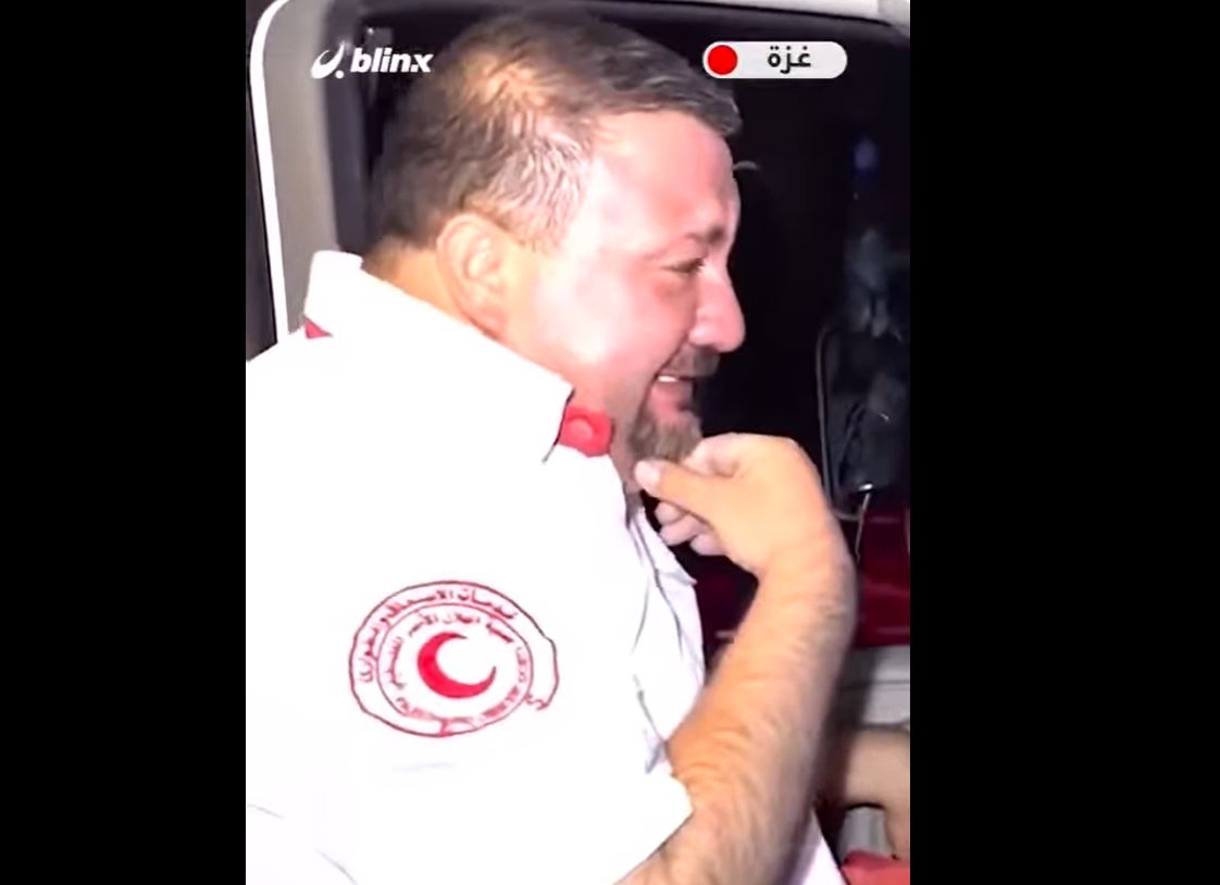 Video: Traumatized Palestinian ambulance driver tears transferring murdered people...
