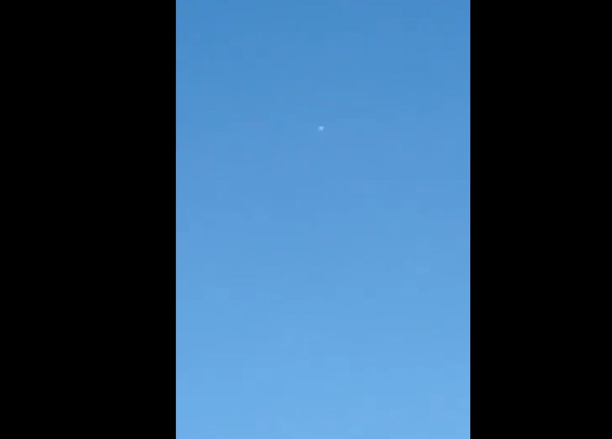 Video: Unverified news video about an Israeli F16 jet targeted by Palestinian fighters, pilot ejected