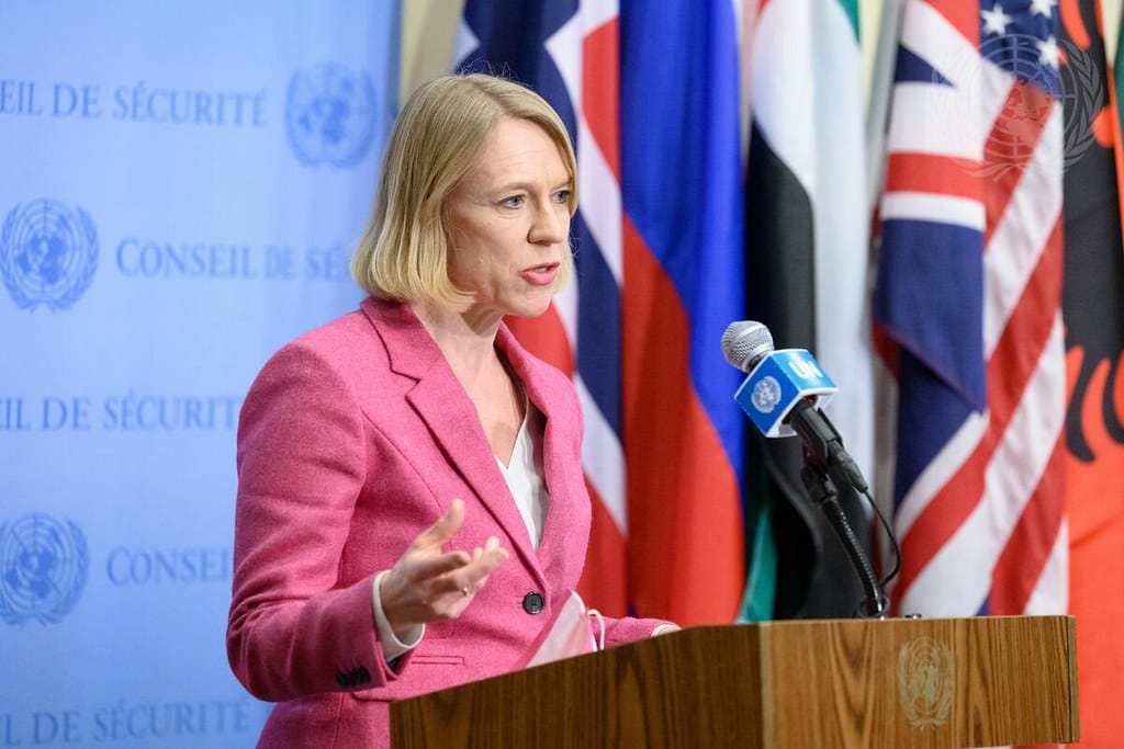 Norwegian FM: Establishment of full blockade on Gaza, including access to electricity, water, food "unacceptable"