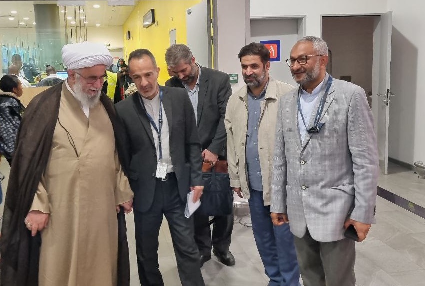 الأمين العام للمجمع العالمي لأهل البيت (ع) يصل إلى مدغشقر + صور
