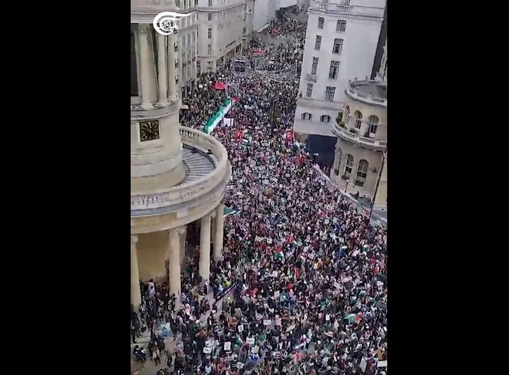 Video: Massive demonstration in London in support of Palestinians and condemnation of Israeli 
