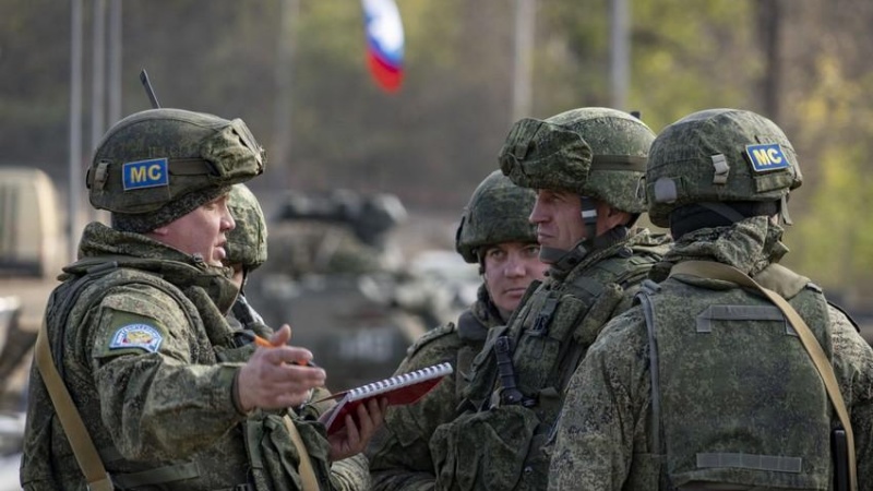 В.Путинә Бишкекдә верилән суал: Русија сүлһмәрамлыларынын Гарабағда олмасы үчүн һансы һүгуги әсаслар вар?
