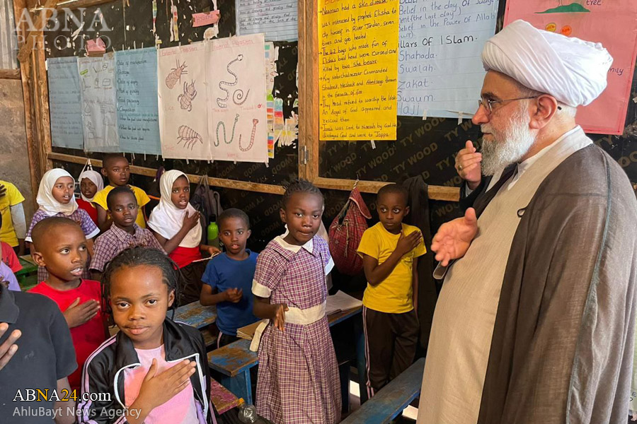 Video: Secretary General of AhlulBayt World Assembly visits "Montazar" and "Ahl al-Kisa" schools in Nairobi, Kenya